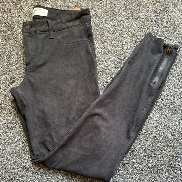 Abercrombie & Fitch Pants - Abercrombie and Fitch grey suede pants with zipper detailing